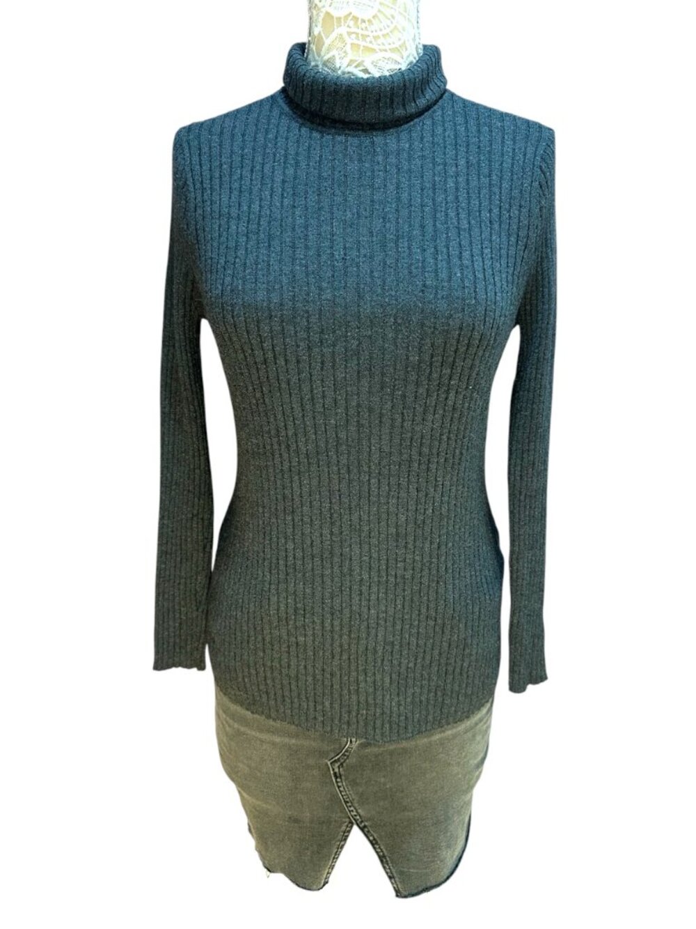 Gray Ribbed Turtleneck Sweater